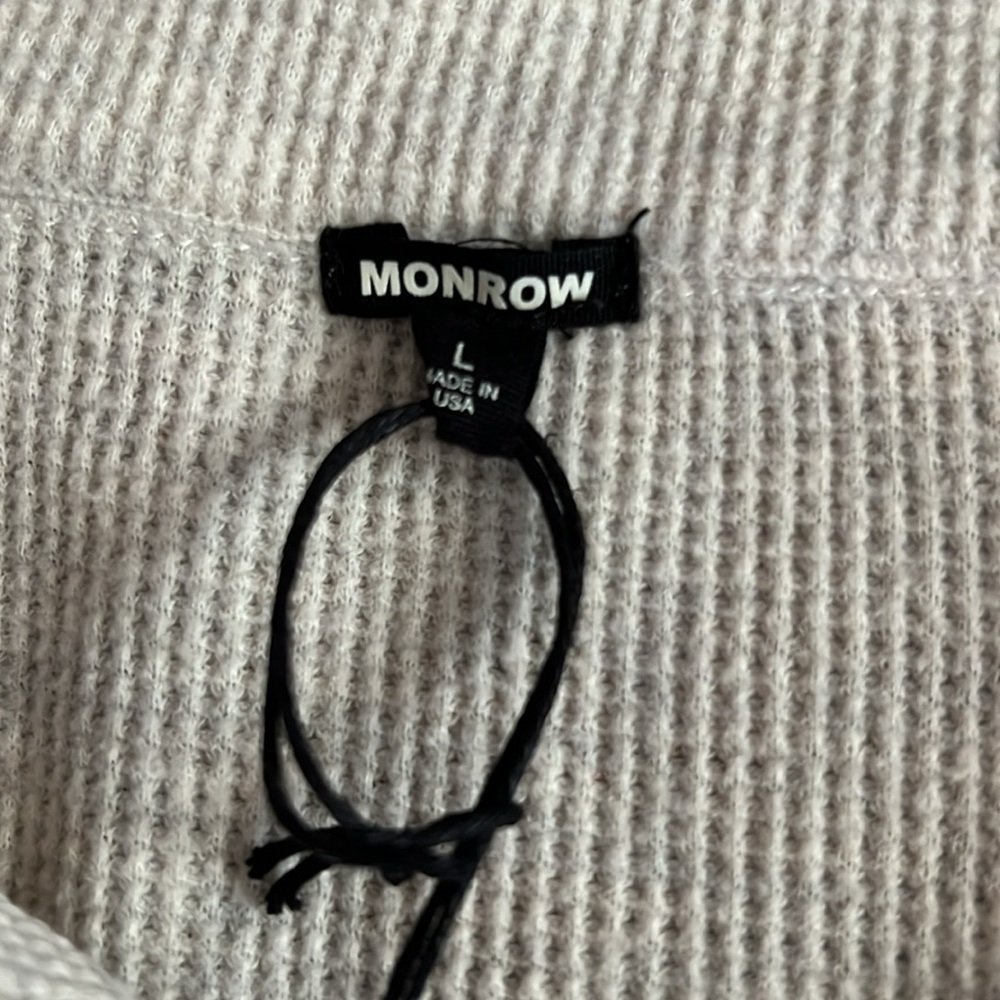 Monrow thermal button down - Picture 3 of 5